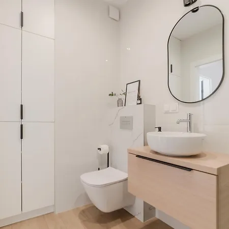 Апартаменты Metropolitan Haven By Aparo - Winda, Balkon, Lozeczko Turystyczne, Atlas Arena, Wytwornia, Zoo, Aquapark, Park, Dworzec Pkp I Pks, Ekspres Do Kawy