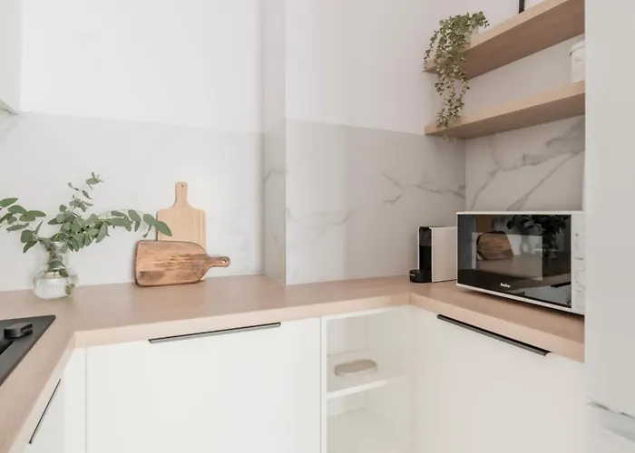 Metropolitan Haven By Aparo - Winda, Balkon, łóżeczko Turystyczne, Atlas Arena, Wytwórnia, Zoo, Aquapark, Park, Dworzec Pkp I Pks, Ekspres Do Kawy Apartamento