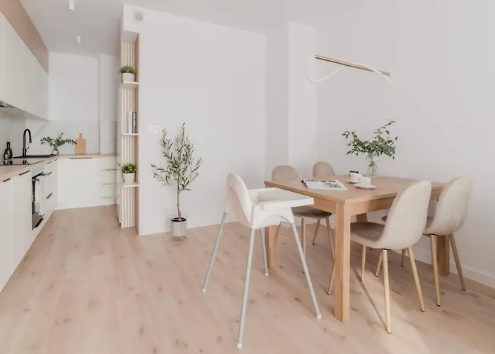 Metropolitan Haven By Aparo - Winda, Balkon, łóżeczko Turystyczne, Atlas Arena, Wytwórnia, Zoo, Aquapark, Park, Dworzec Pkp I Pks, Ekspres Do Kawy Apartamento *