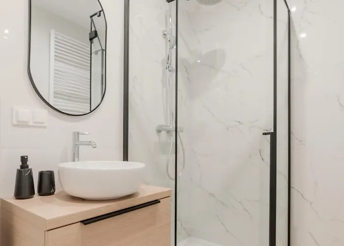 Metropolitan Haven By Aparo - Winda, Balkon, Lozeczko Turystyczne, Atlas Arena, Wytwornia, Zoo, Aquapark, Park, Dworzec Pkp I Pks, Ekspres Do Kawy Apartmán